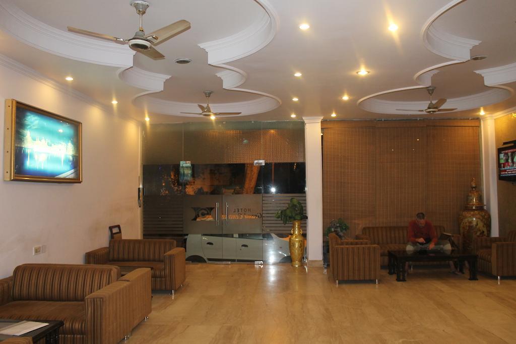 Capital O 81547 Grand Central Delhi (National Capital Territory of India) Exterior foto