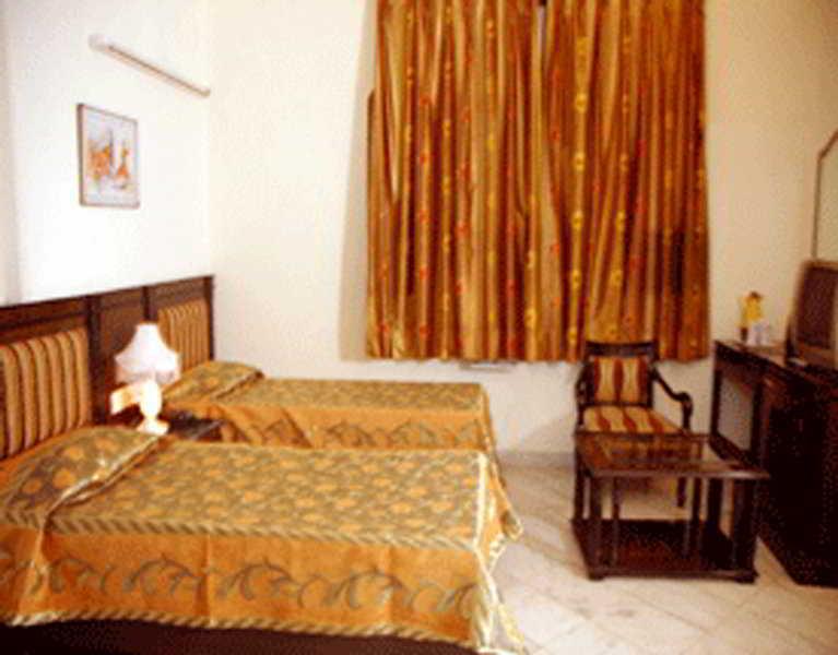 Capital O 81547 Grand Central Delhi (National Capital Territory of India) Exterior foto